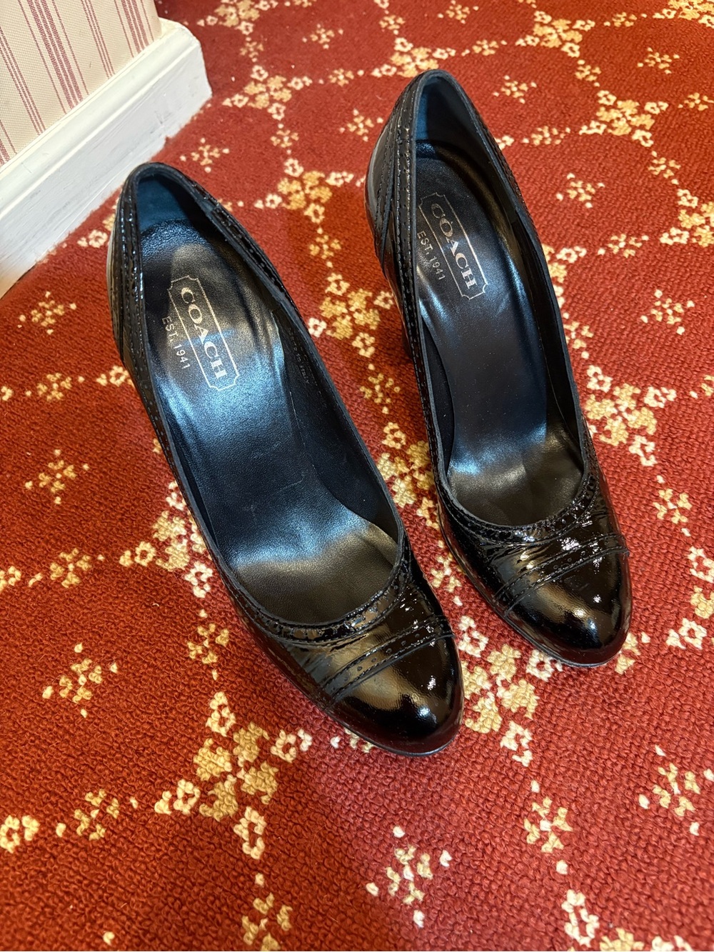 COACH Black Patent Leather Round-Toe Pumps